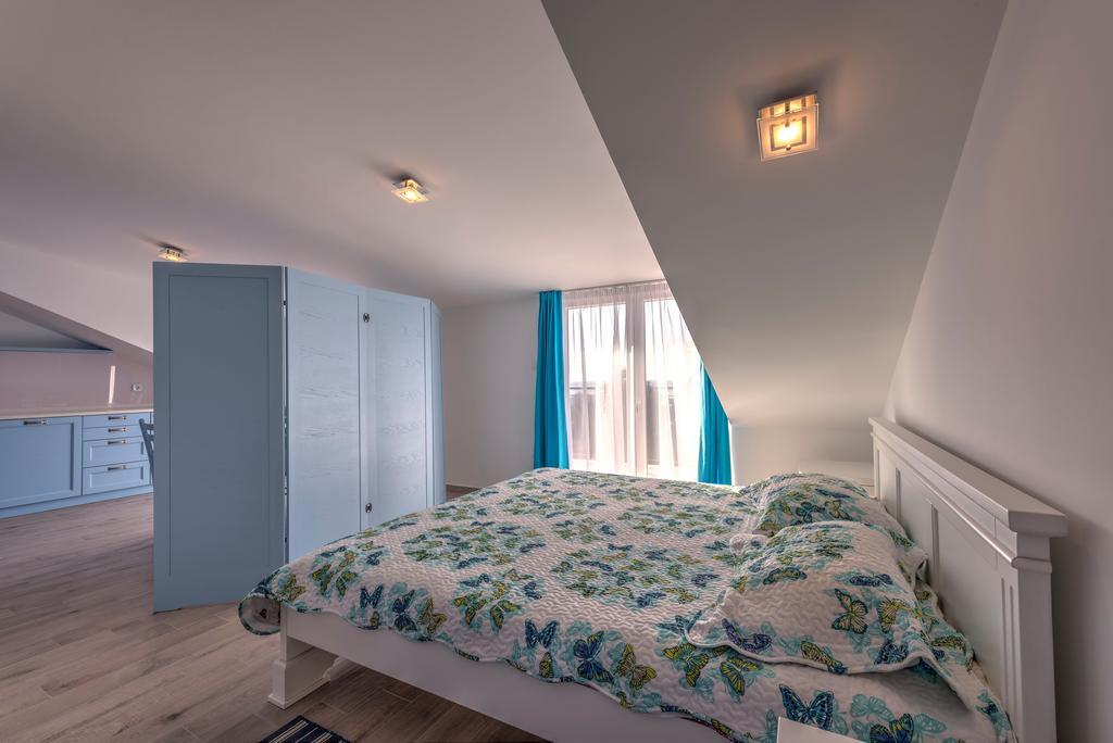 Villa Sandy Apartments 티바트 외부 사진