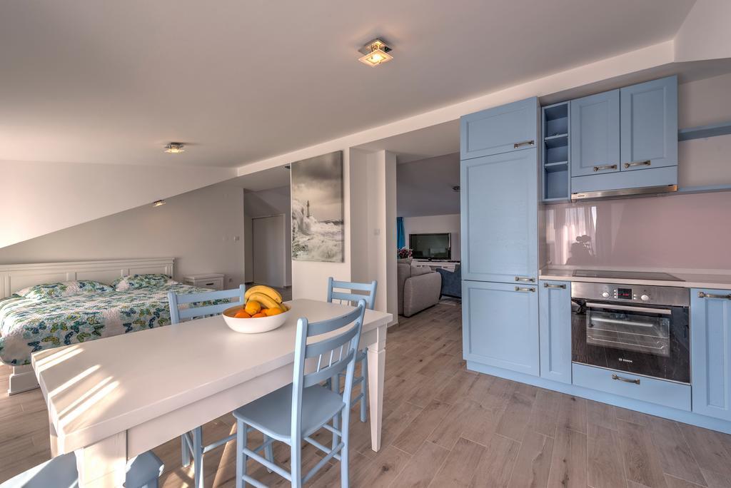 Villa Sandy Apartments 티바트 외부 사진